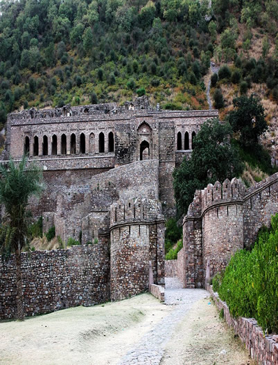 Bhangarh-Bhangarh fort